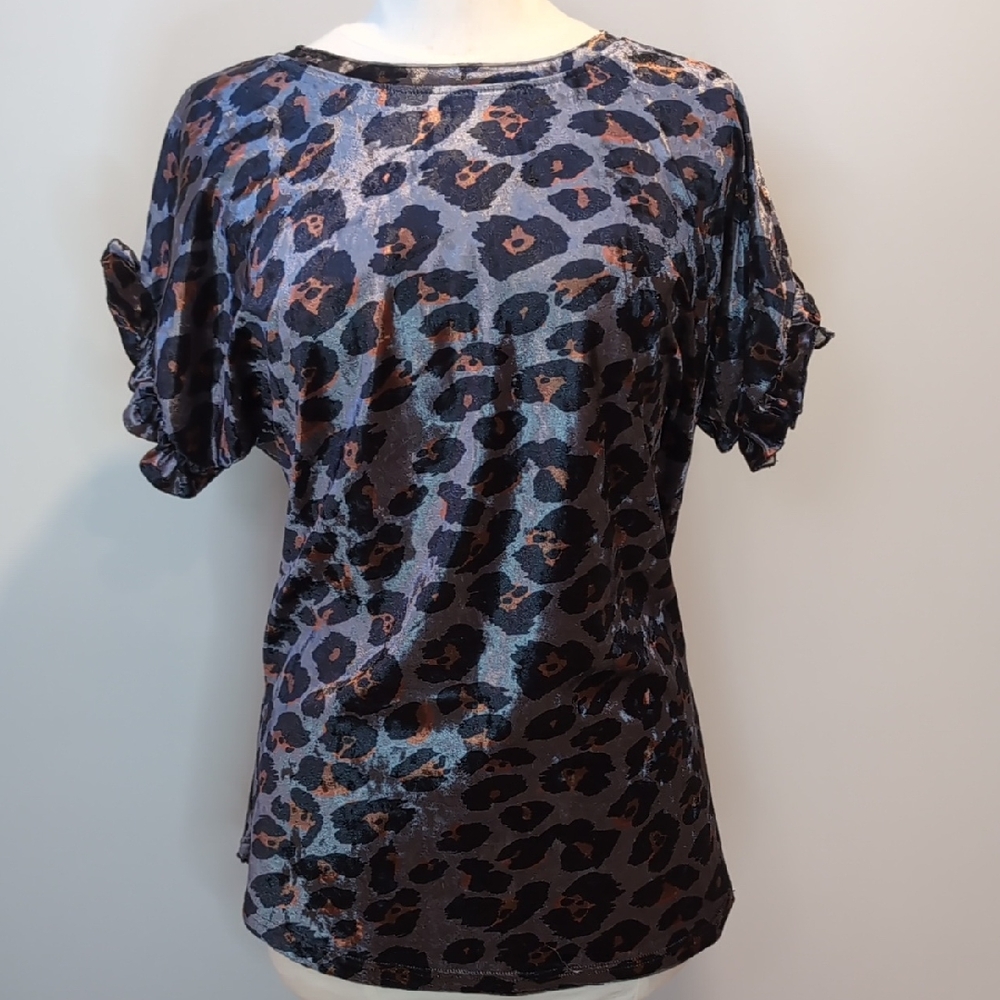 Suzanne Betro Silver Grey Leopard Print Velour Short Tunic Top Large